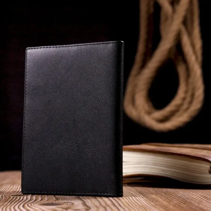 Якісна обкладинка на документи з гладкої шкіри KARYA 20930 Чорний