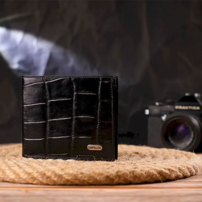 Якісний гаманець для чоловіків у два складення з натуральної фактурної шкіри з тисненням під крокодила CANPELLINI 21584 Чорний