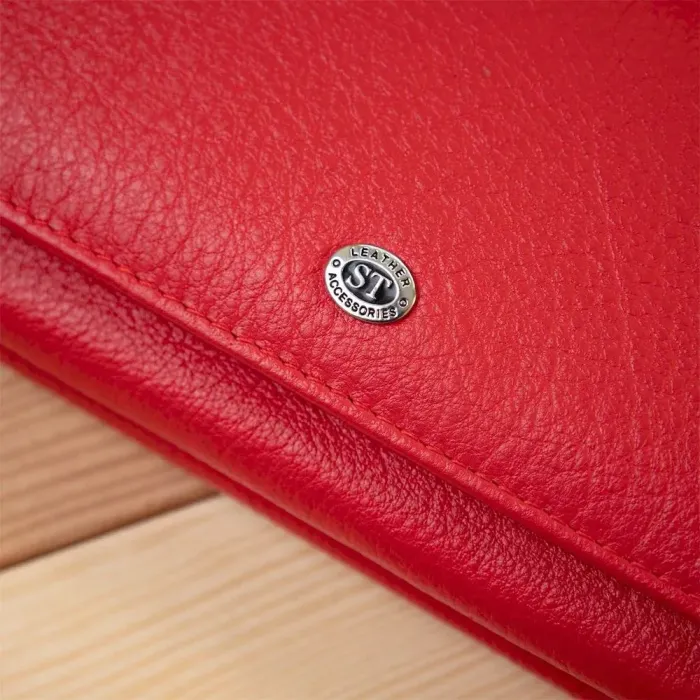 Класичний жіночий гаманець ST Leather 19376 Червоний