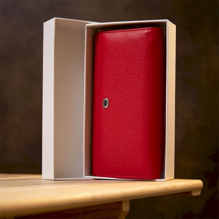 Класичний жіночий гаманець ST Leather 19376 Червоний