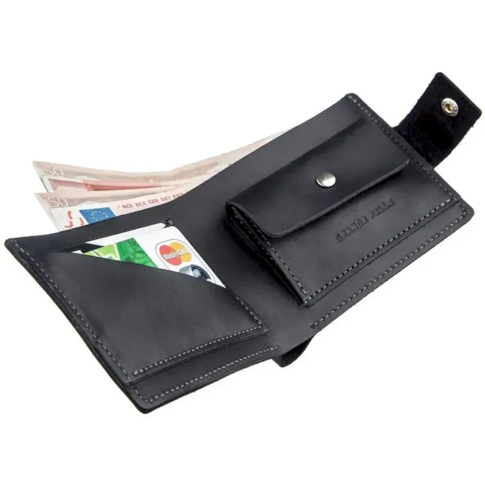 Компактне чоловіче портмоне у вінтажному стилі GRANDE PELLE 11228 Чорне