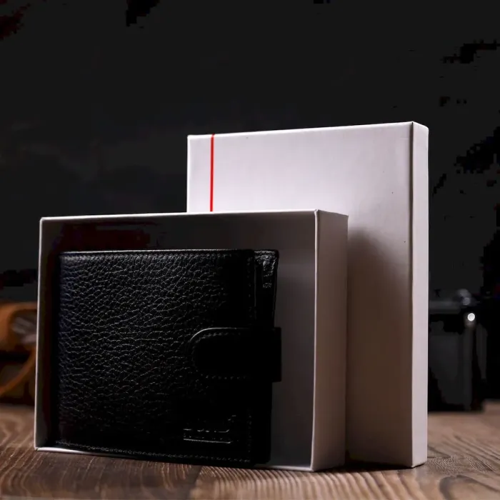 Компактний та водночас місткий гаманець для чоловіків з натуральної шкіри BOND 21996 Чорний