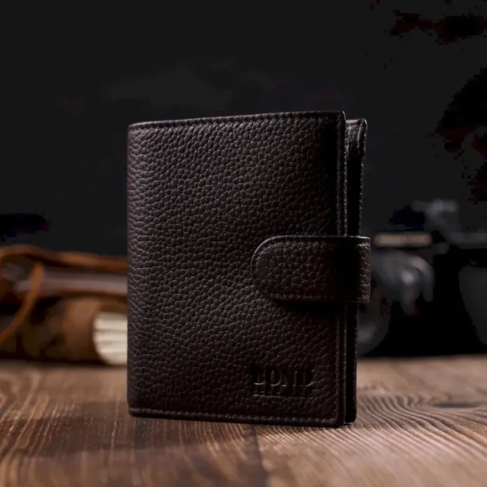 Компактний чоловічий вертикальний гаманець із натуральної шкіри флотар BOND 22002 Коричневий