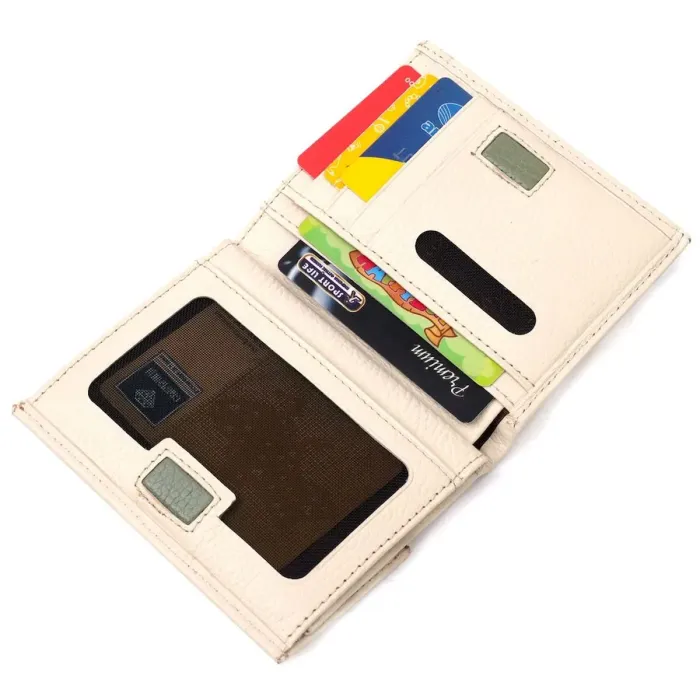 Компактный женский кошелек на магните из натуральной кожи KARYA 21189 Молочный