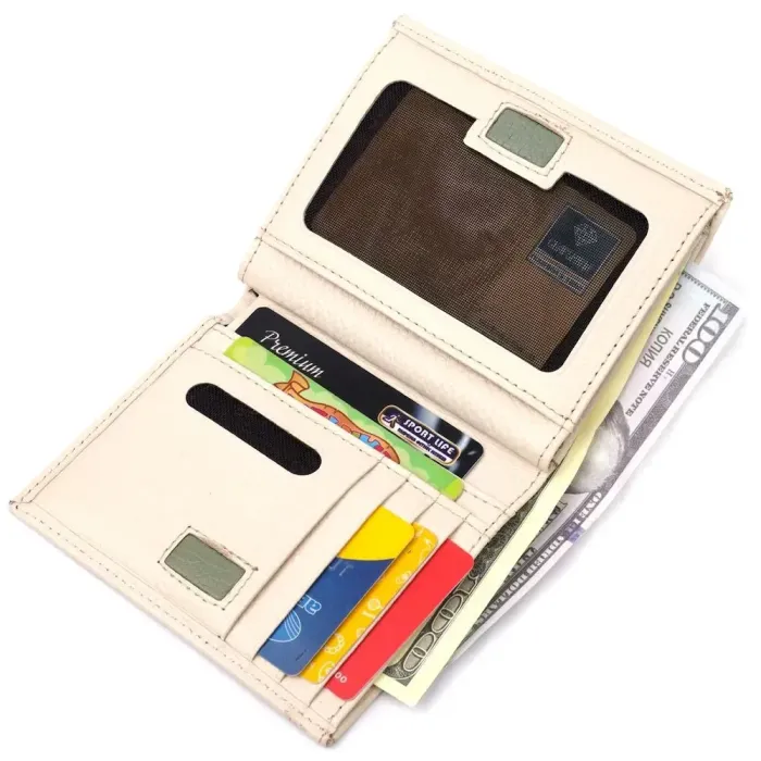 Компактный женский кошелек на магните из натуральной кожи KARYA 21189 Молочный