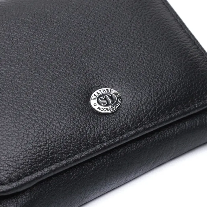 Гаманець для жінок з натуральної шкіри горизонтального формату ST Leather 22722 Чорний