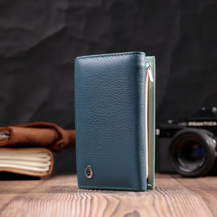 Гаманець з натуральної шкіри в три додавання для жінок ST Leather 19443 Різнокольоровий