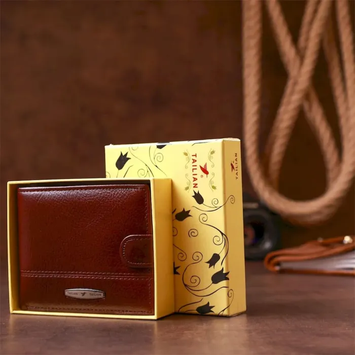 Гаманець чоловічий із вбудованою візитницею шкіряний TAILIAN 19007 Коричневий