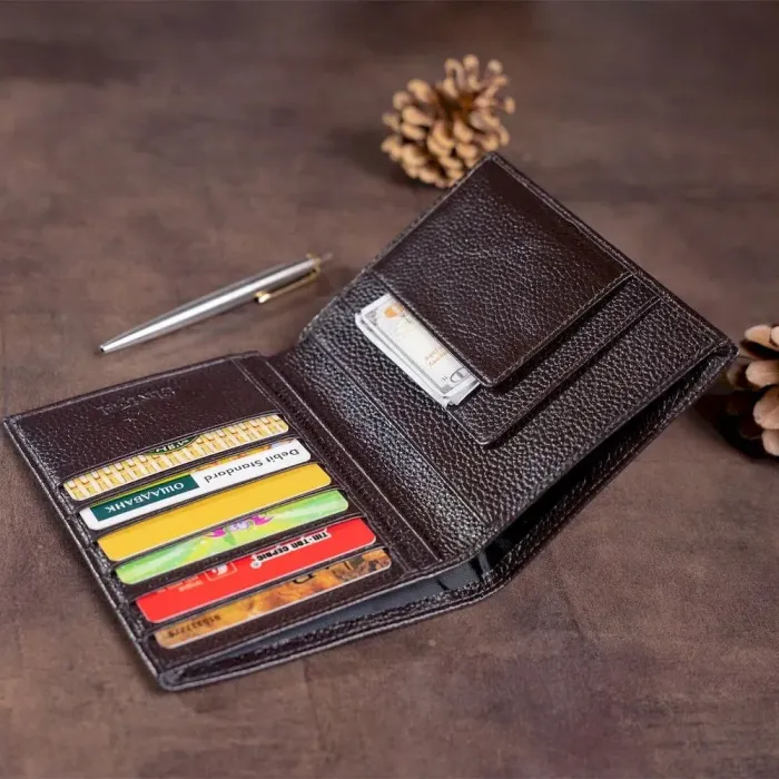 Кошелек SHVIGEL 13832 кожаный с отделениями для паспортов Коричневый