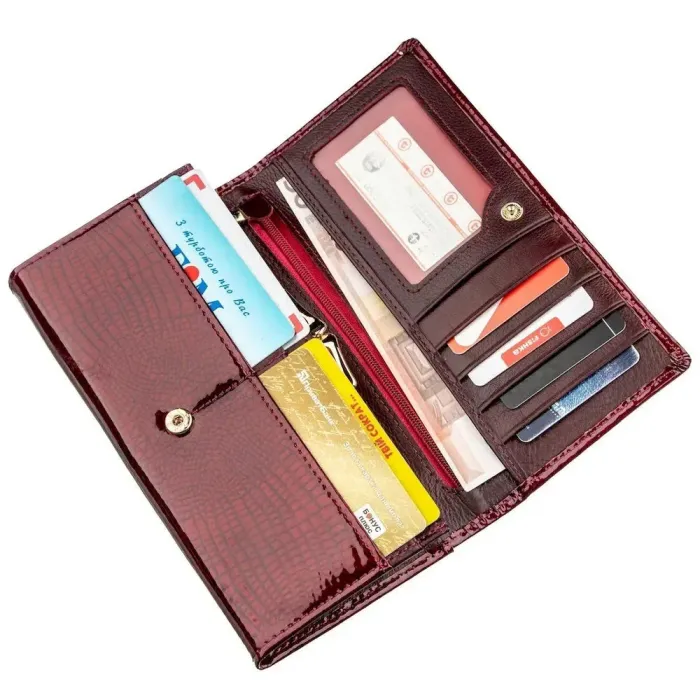 Місткий лаковий жіночий гаманець на кнопці ST Leather 18904