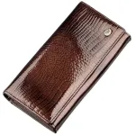 Жіночий гаманець з монетницею на клямці ST Leather 18906 Коричневий