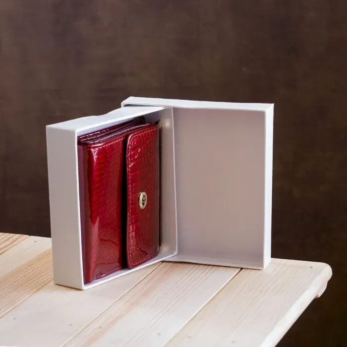 Стильний жіночий гаманець ST Leather 18912 Бордовий