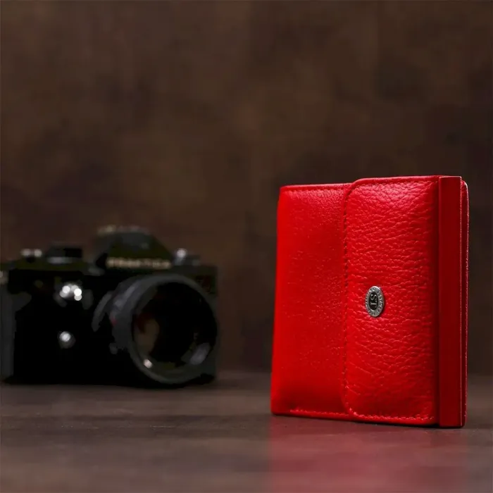 Портмоне для жінок з монетницею ST Leather 18918 Червоний