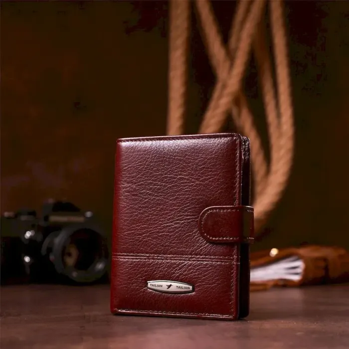 Кошелек вертикальный мужской кожаный TAILIAN 19001 Коричневый