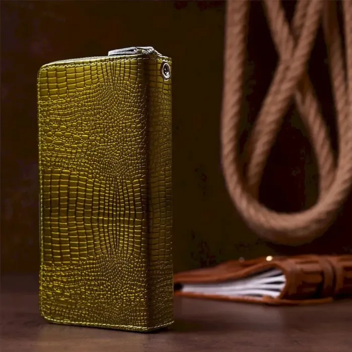 Гаманець жіночий з екошкіри на дві блискавки лаковий KIVI Хамелеон 19023 Зелений