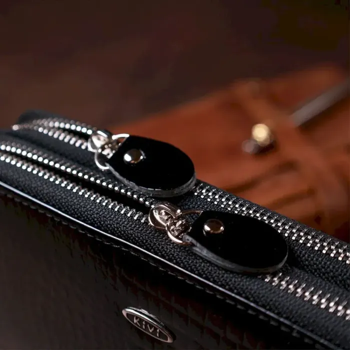 Гаманець жіночий з екошкіри на дві блискавки лаковий KIVI Хамелеон 19026 Чорний