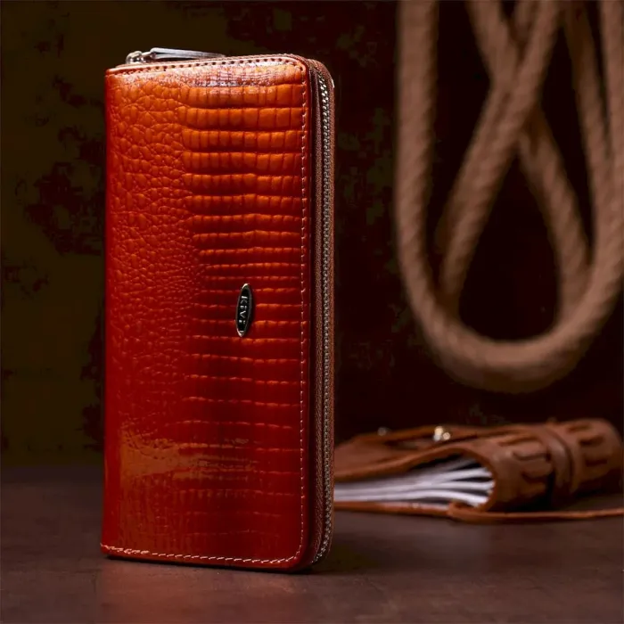 Кошелек женский на одну молнию из экокожи лаковый KIVI хамелеон 19029 Коричневый