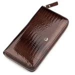 Гаманець жіночий ST Leather 18398 (S4001A) з ременем на зап'ясті Коричневий