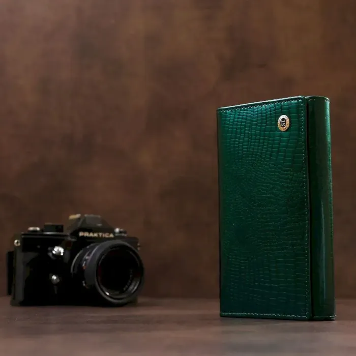 Гаманець жіночий ST Leather 18428 (S8001A) зручний Зелений