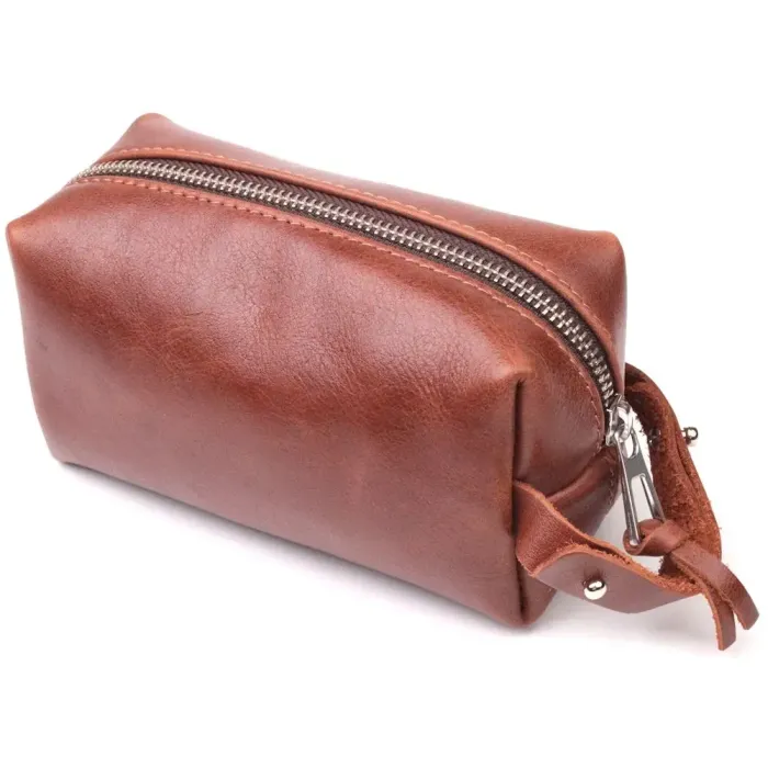 Косметичка невеликого розміру з гладкої шкіри на блискавці Серце GRANDE PELLE 16762 Світло-коричневе