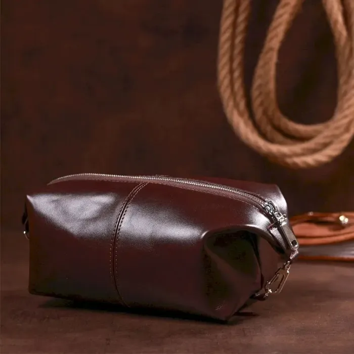 Шкіряна глянсова косметичка Shvigel 16407 Коричневий