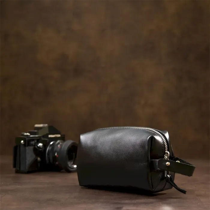 Кожаная глянцевая мужская косметичка GRANDE PELLE 11413 Черный