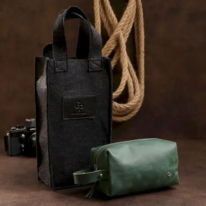 Кожаная косметичка унисекс GRANDE PELLE 11572 Зеленый