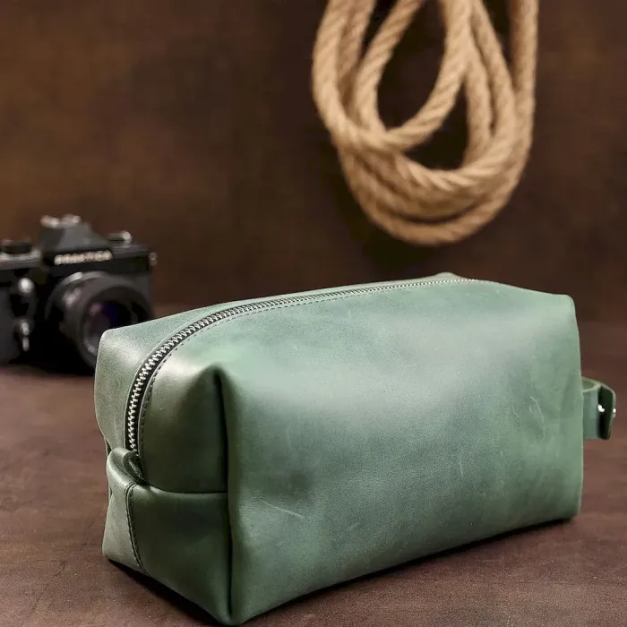 Кожаная косметичка унисекс GRANDE PELLE 11573 Зеленый