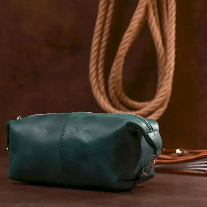 Шкіряна матова косметичка Shvigel 16399 Зелений