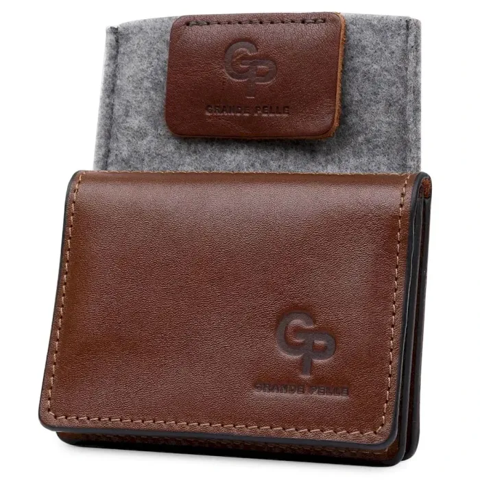 Шкіряна обкладинка для прав GRANDE PELLE 11538 Коричневий