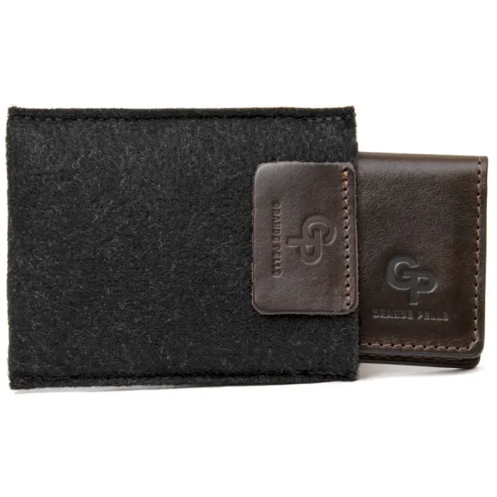Шкіряна візитниця GRANDE PELLE 11488 Коричневий
