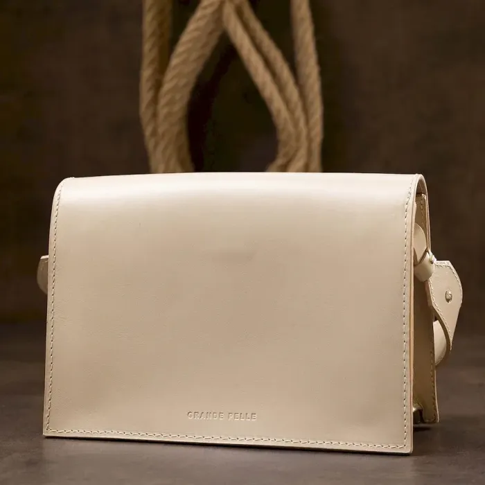 Шкіряна жіноча сумка GRANDE PELLE 11568 Бежевий