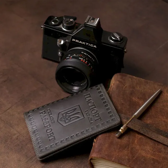 Кожаная обложка для паспорта европейского качества Shvigel 16132 Серый