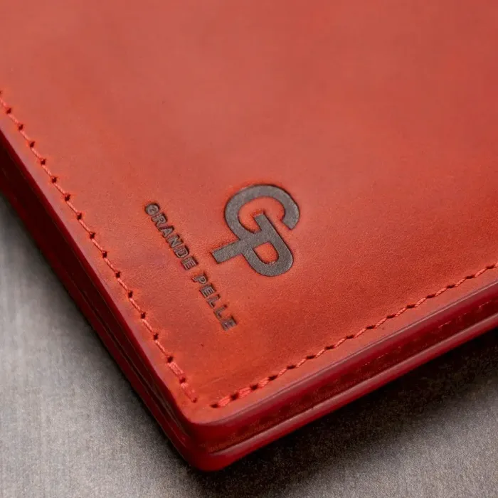 Шкіряне жіноче матове портмоне GRANDE PELLE 11512 Червоний