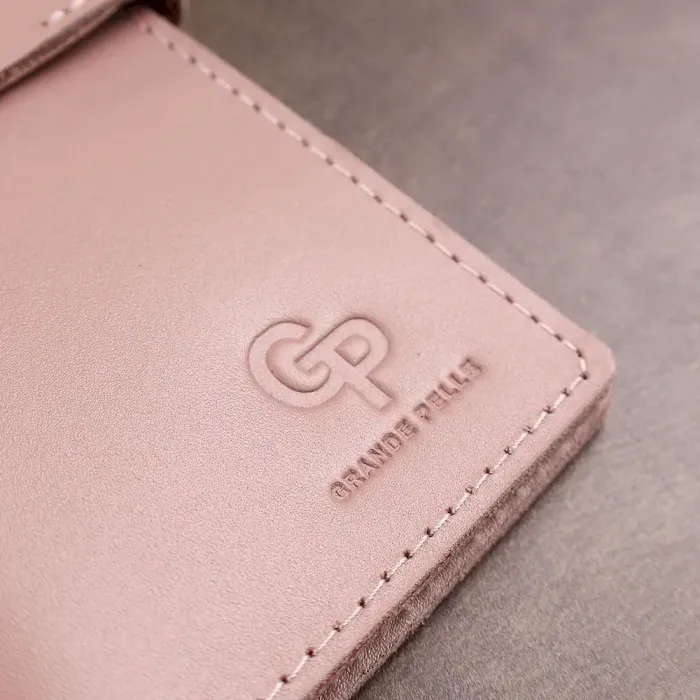 Кожаное женское матовое портмоне GRANDE PELLE 11545 Розовый