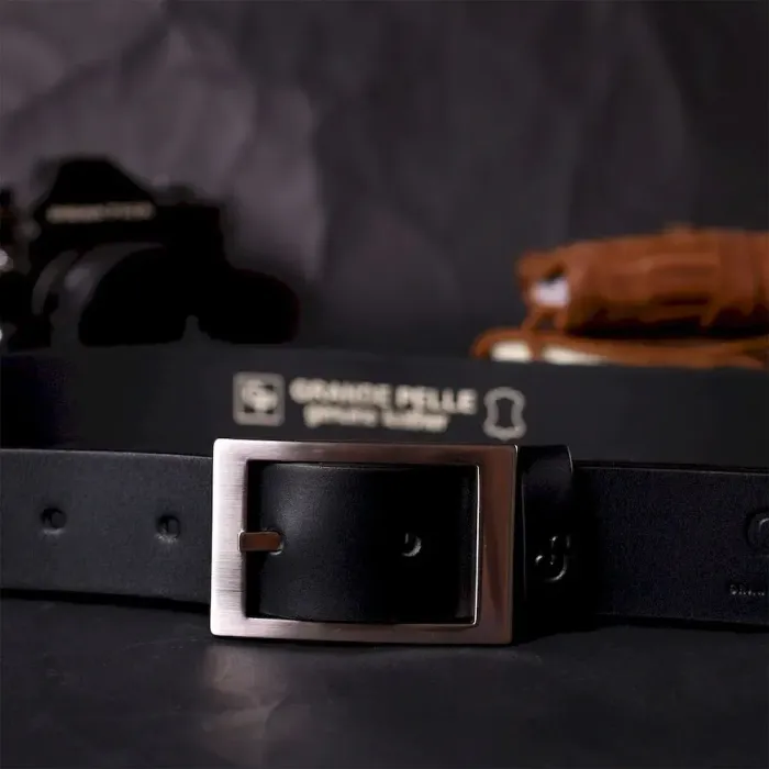 Шкіряний ремінь для чоловіків з квадратною пряжкою GRANDE PELLE 11678 Чорний