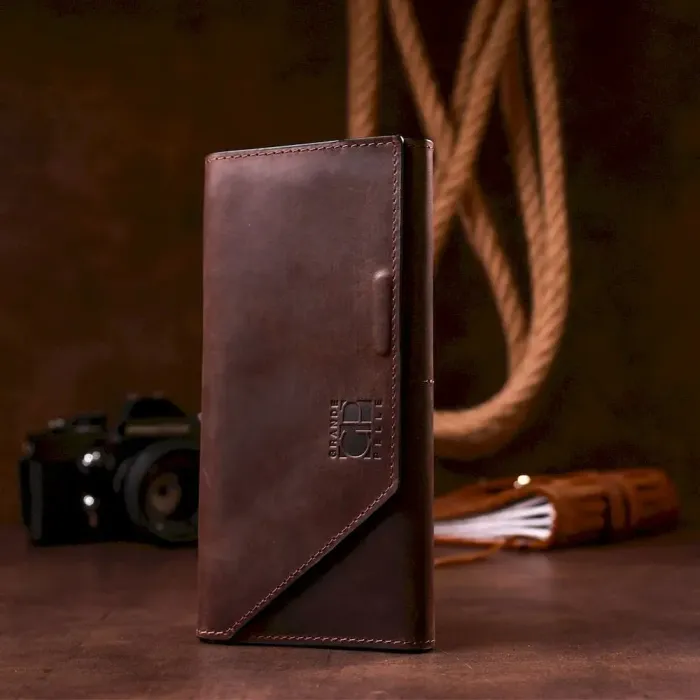 Шкіряний клатч унісекс на магніті GRANDE PELLE 11215 Коричневий