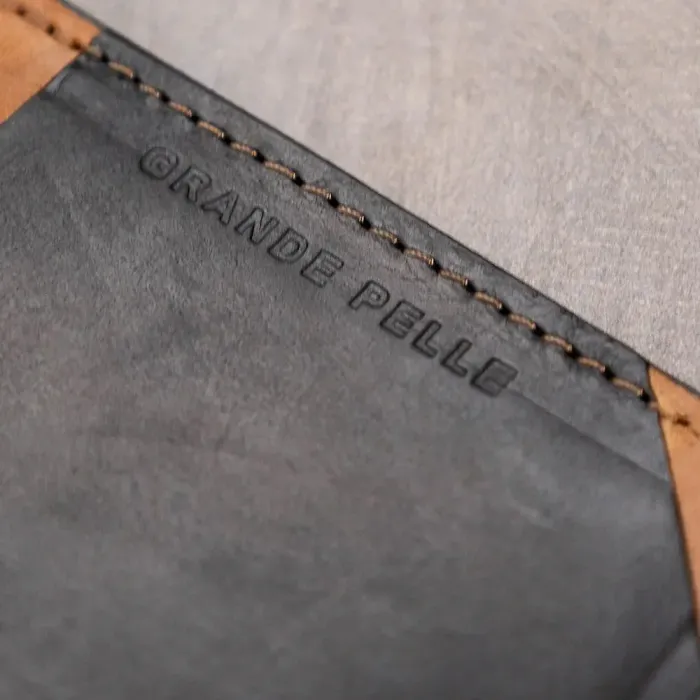 Шкіряний оригінальний картхолдер GRANDE PELLE 11398 Чорний