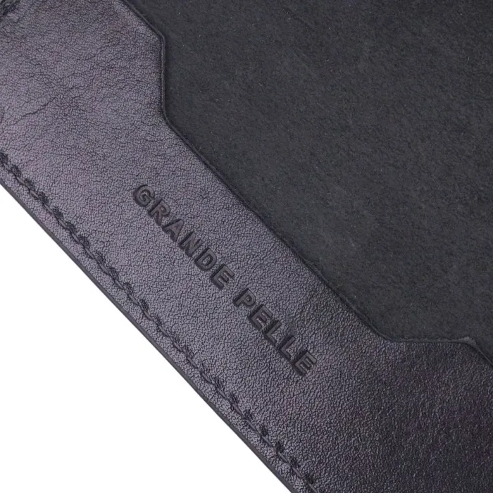 Красивая кожаная обложка на паспорт Карта GRANDE PELLE 16773 Черная