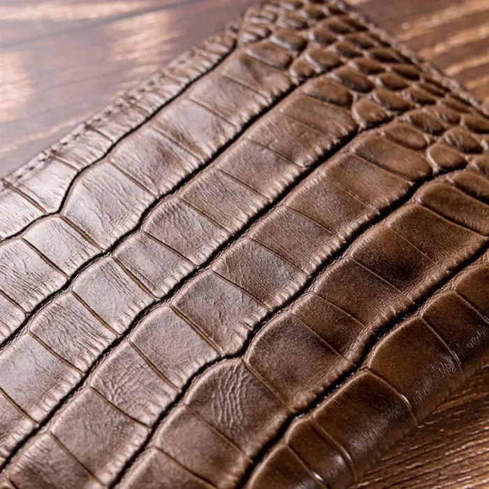 Красивая обложка на паспорт KARYA 20914 кожаная Коричневый