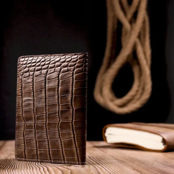 Красивая обложка на паспорт KARYA 20914 кожаная Коричневый