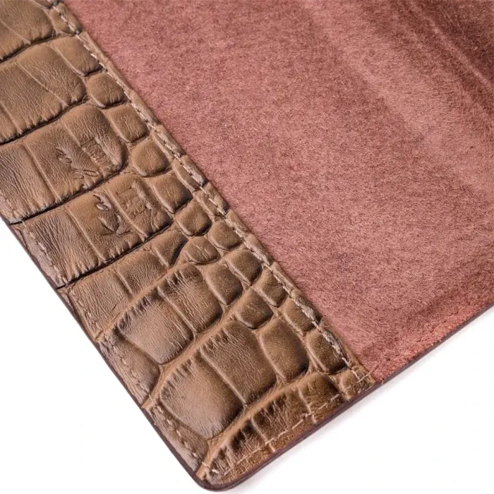 Красивая обложка на паспорт KARYA 20914 кожаная Коричневый