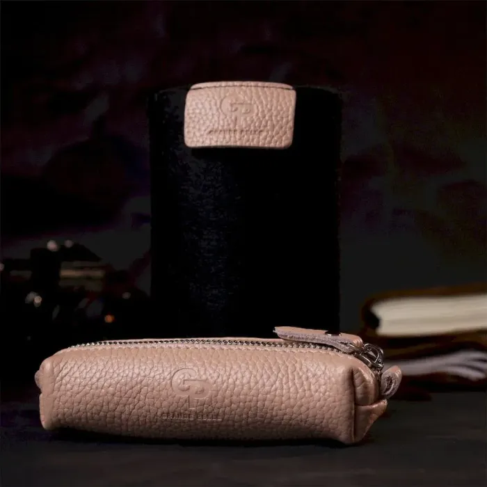 Красива жіноча шкіряна ключниця GRANDE PELLE 11638 Рожевий