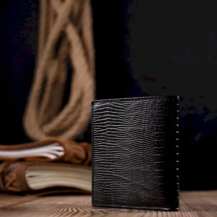 Красивий чоловічий гаманець із фактурної шкіри під рептилію KARYA 21059 Чорний