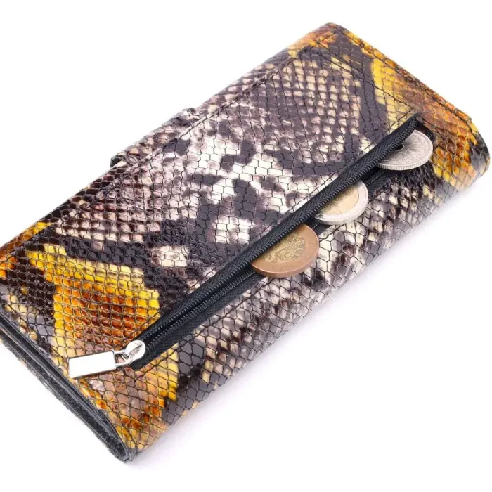 Красивый женский кошелек из натуральной фактурной кожи под змею KARYA 21029 Разноцветный