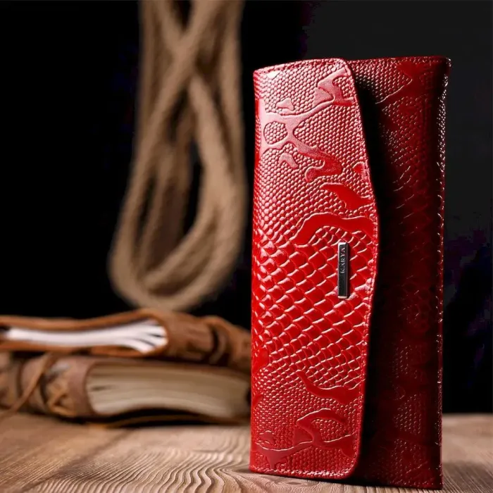 Красивий жіночий гаманець з клапаном із фактурної шкіри KARYA 21112 Червоний