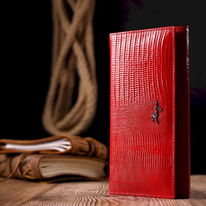 Лакований горизонтальний гаманець із фактурної натуральної шкіри KARYA 21171