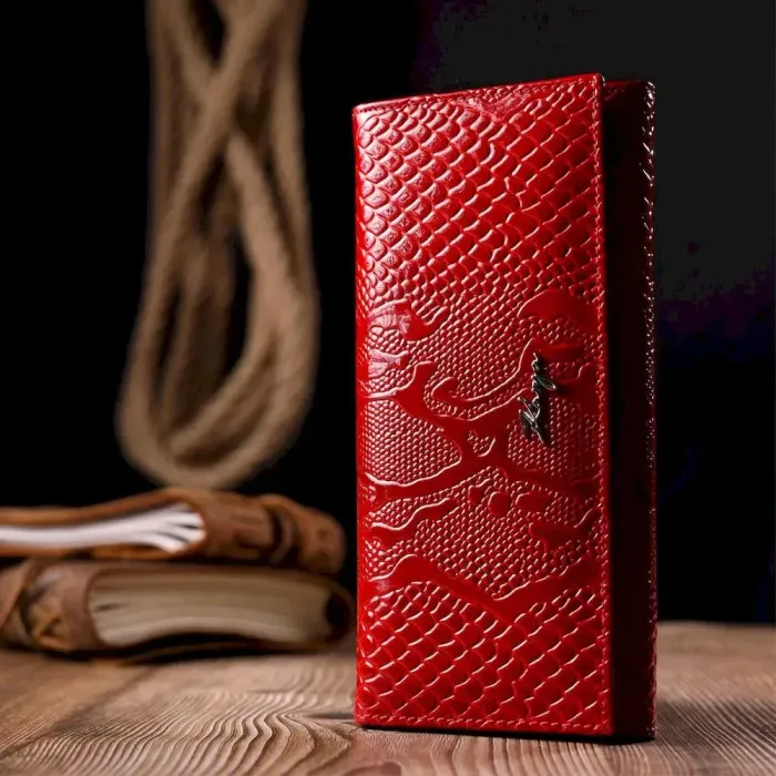 Лакований горизонтальний гаманець з натуральної шкіри з тисненням під змію KARYA 21167