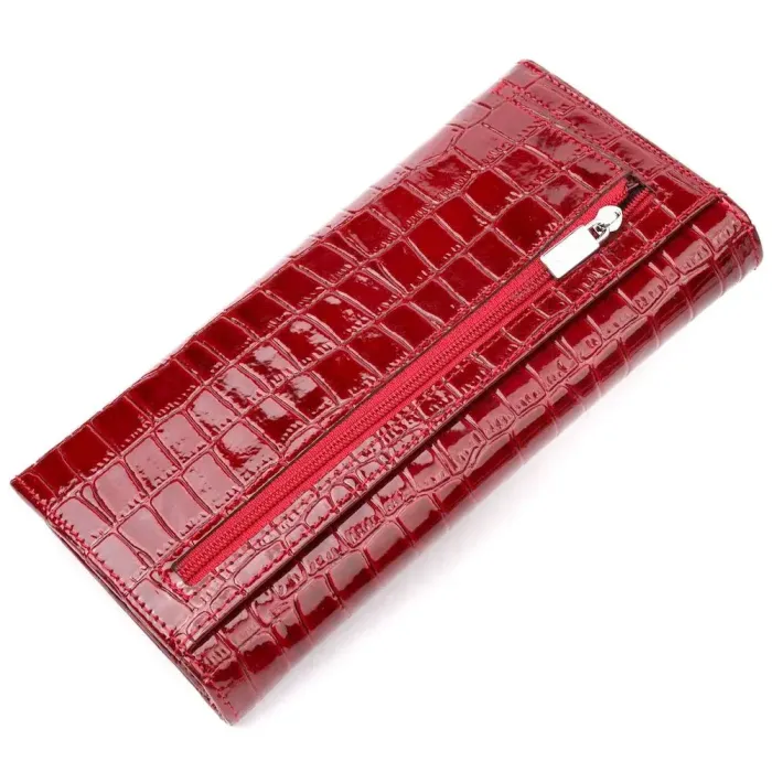 Лакований жіночий горизонтальний гаманець з натуральної шкіри з тисненням під крокодила KARYA 21165