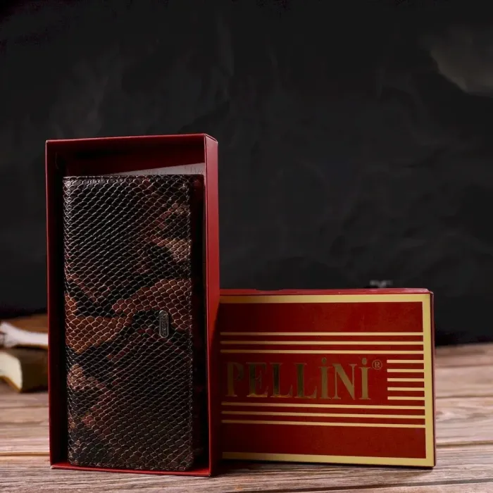 Лакований жіночий гаманець із фактурної натуральної шкіри з тисненням під змію CANPELLINI 21711 Коричневий